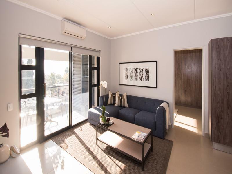 Odyssey Luxury Apartments - Back Up Generator Johannesburg Exterior photo